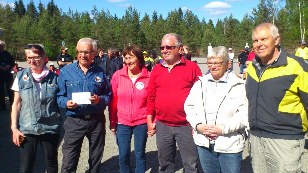 Pristagarna i STT-cupen 2013: fr.v Anita och Egon Ekunger, tvåan