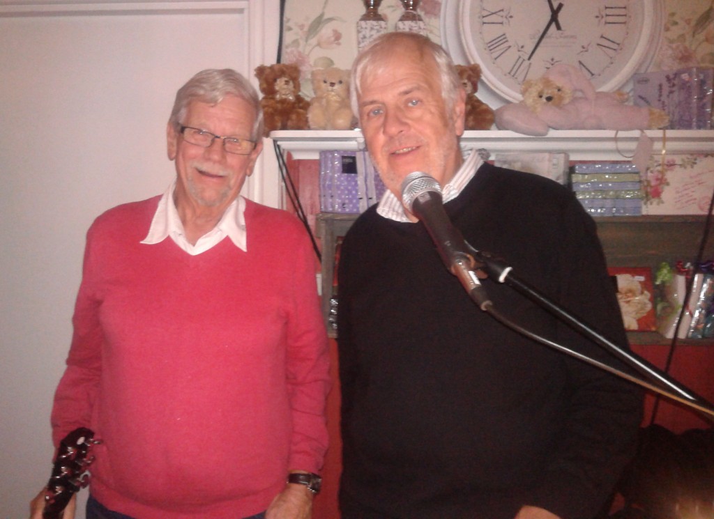 Lars Waldefeldt och Sören Eklund underhöll i Nitta 19 oktober
