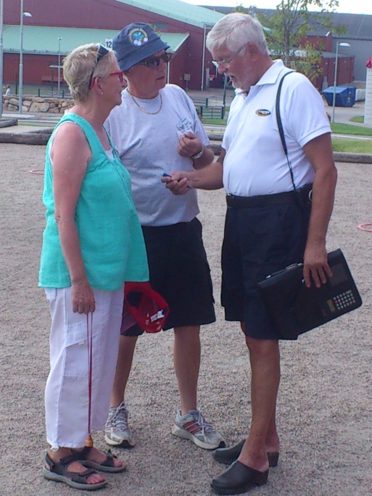 Borås Tidnings Lennart Odén fick göra en segerintervju med Anita och Egon från Hökerum Boule.