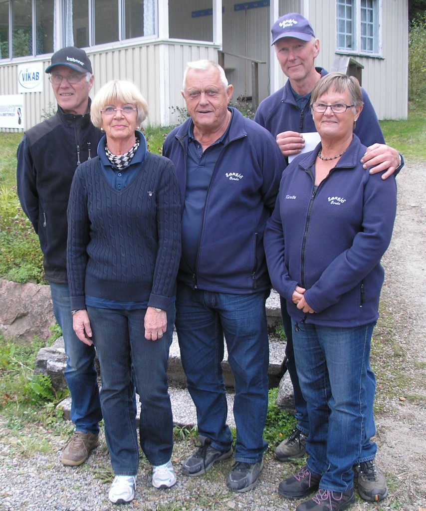 Sansjö-laget som tog andraplatsen, fr.v Lars Ljunggren, Birgit Adler, Roy Carlsson, Arne och Marita Efraimsson.